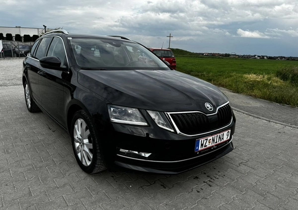 Skoda Octavia cena 64999 przebieg: 135000, rok produkcji 2018 z Łobez małe 667